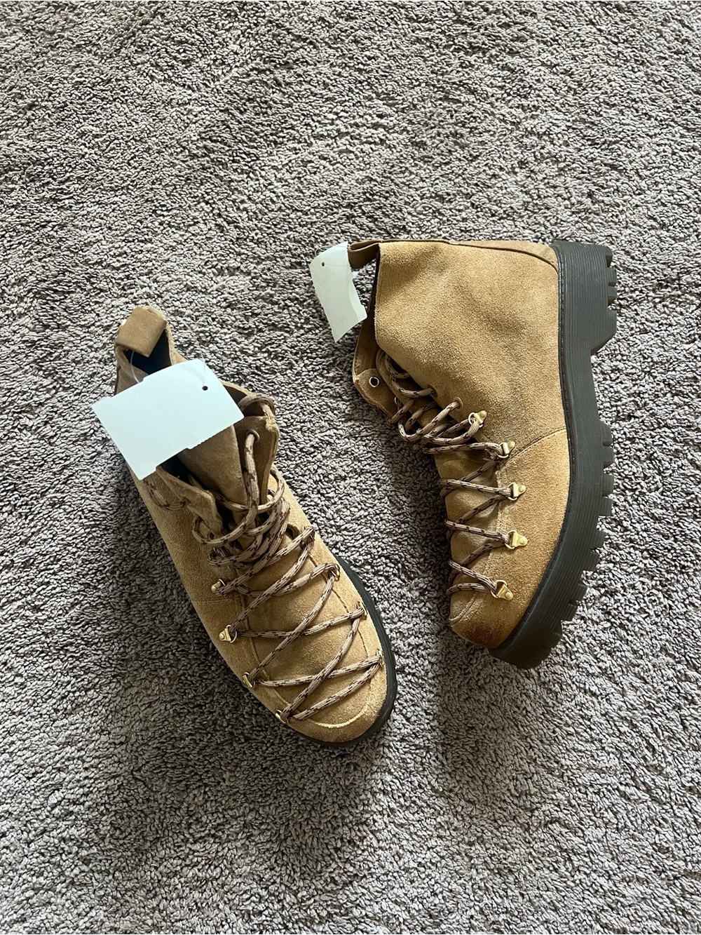Women's Suede Lug Sole Hiking Boots - Tan